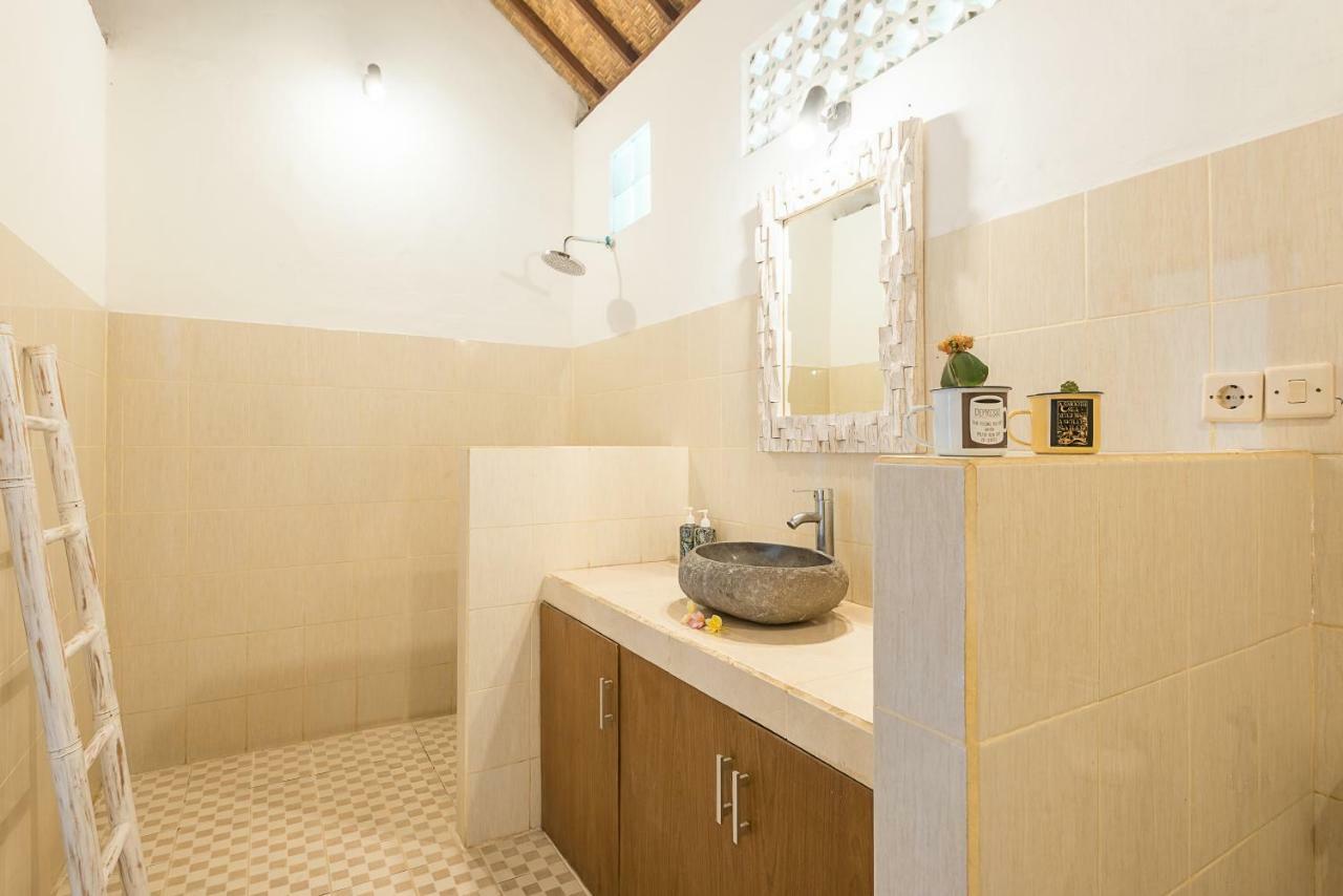 Villa Salya - 3Br - Private Pool - 1Min Walk To La Favela! Seminyak  Exterior photo
